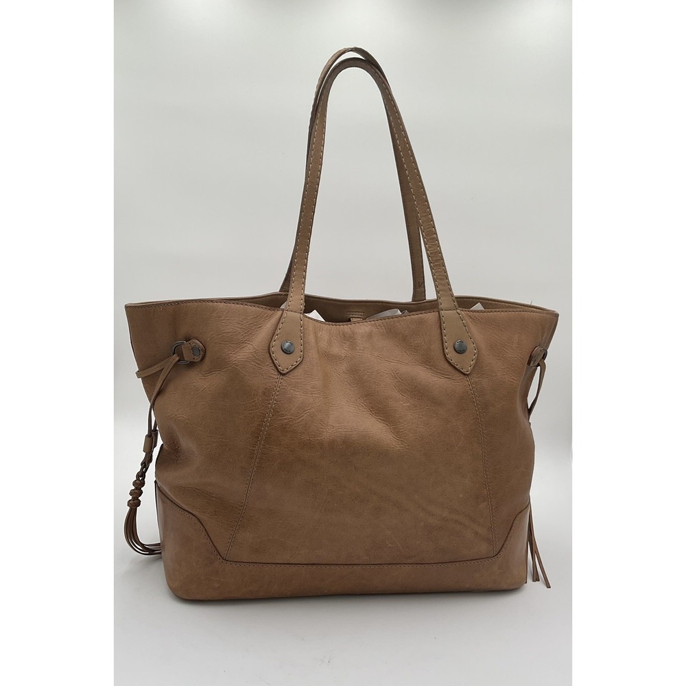 Frye Melissa Carryall Tote, leather material, beige color, BEAUTIFUL!!!!